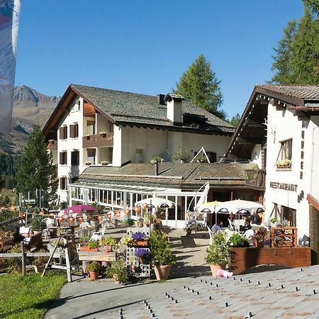 Hotel B&B Susom Surlej Silvaplana Kültér fotó
