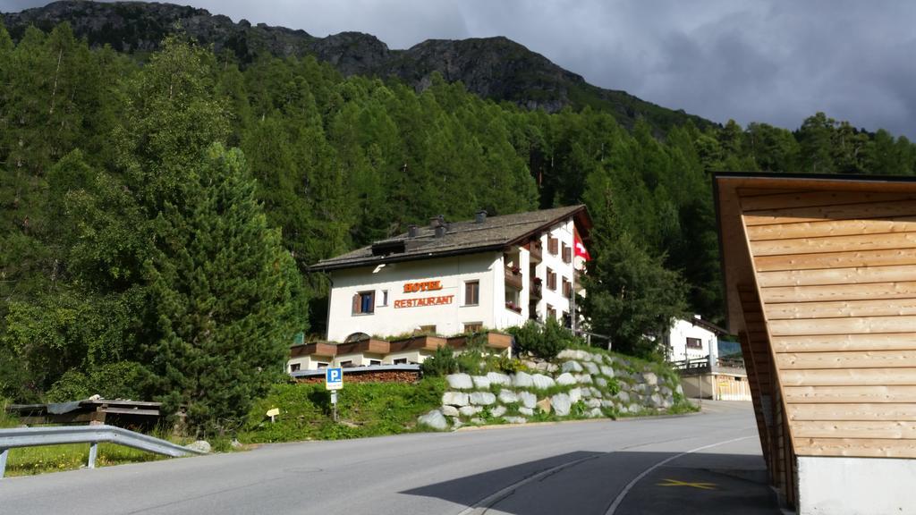Hotel B&B Susom Surlej Silvaplana Kültér fotó