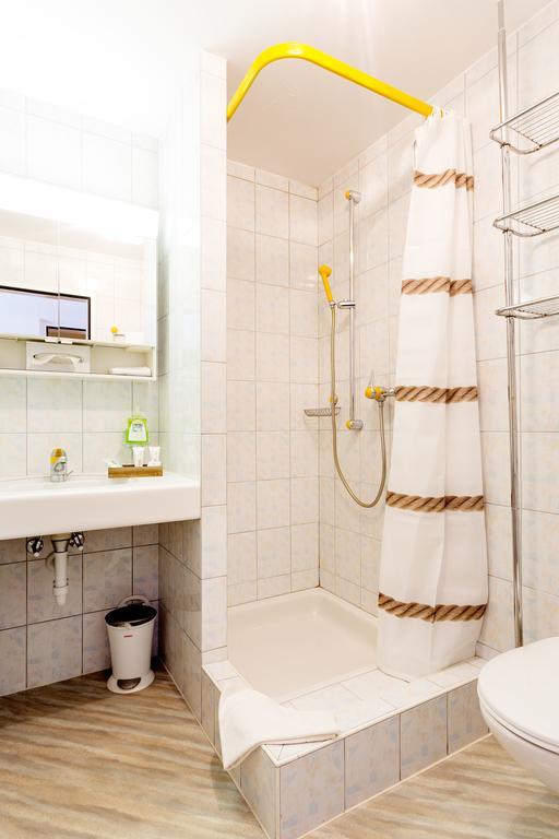 Hotel B&B Susom Surlej Silvaplana Kültér fotó